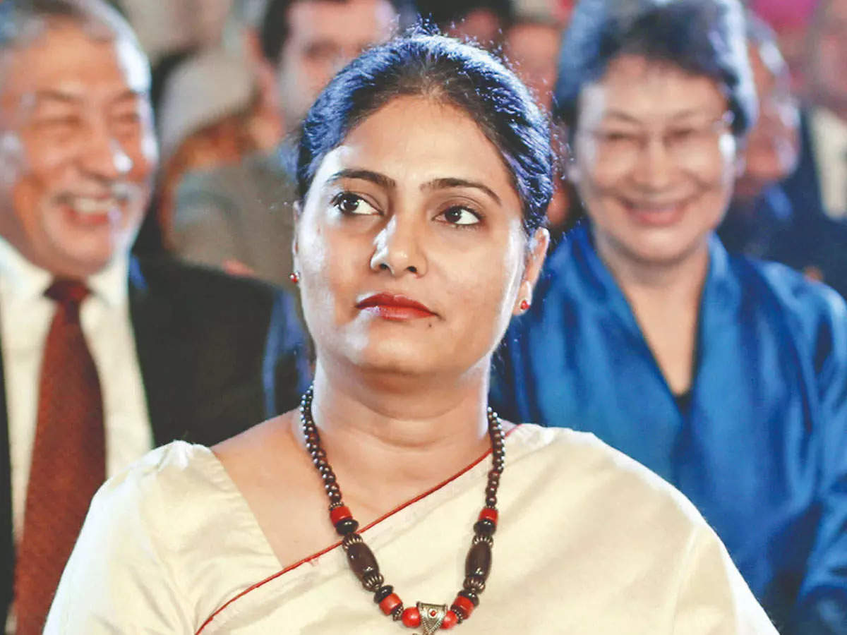 Minister of State for Commerce and Industry Anupriya Patel discussing reviewing FTAs with ASEAN, Korea.