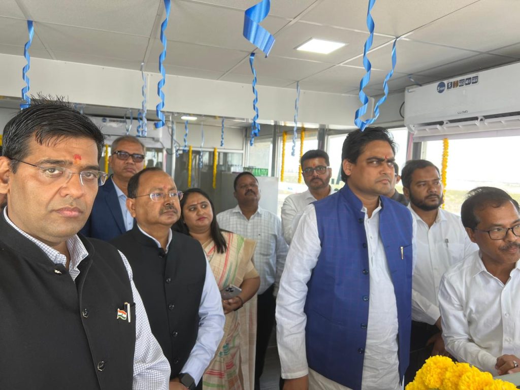 Shri Shantanu Thakur, Hon’ble Minister of State for Ports, Shipping & Waterways inaugurates several Transformative projects at Deendayal Port Authority 