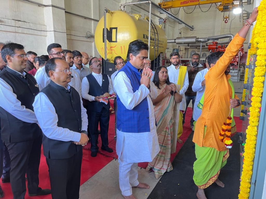 Shri Shantanu Thakur, Hon’ble Minister of State for Ports, Shipping & Waterways inaugurates several Transformative projects at Deendayal Port Authority 