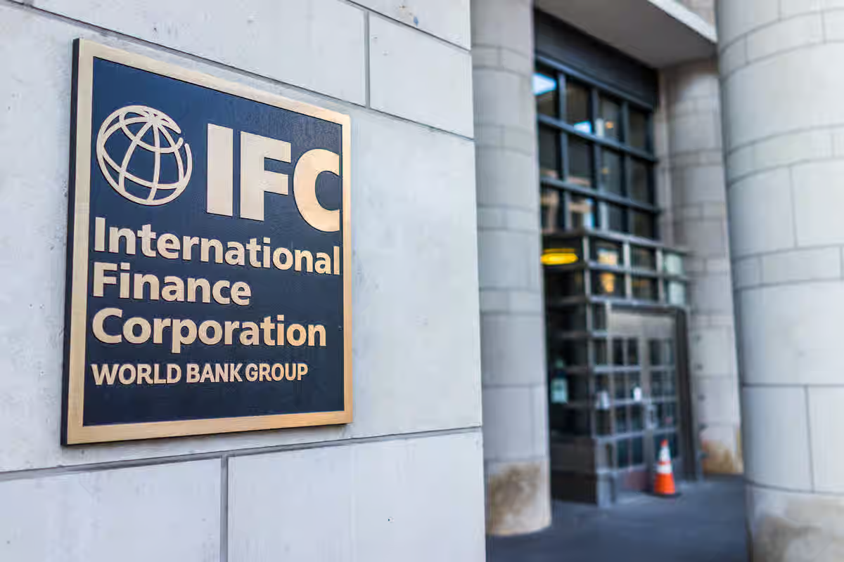 IFC and NDR InvIT launch India&rsquo;s first sustainability-linked bond for Warehousing sector