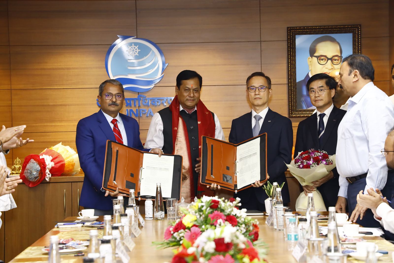 Union Minister Sarbanand Sonowal launches 2000 crore projects at JN Port