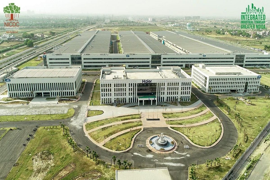 Ahmedabad to get 385-acre integrated Industrial Township; Mascot Infrastructure signs MoU with Gujarat Govt